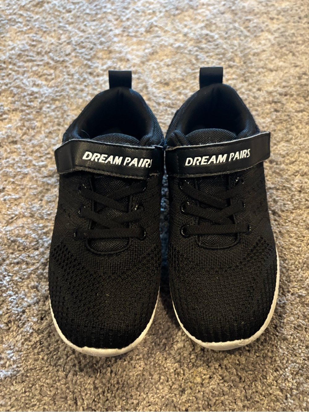Lightly Worn Dream Pairs Size 1 Kids Black Lightweight Sneakers with White Sole